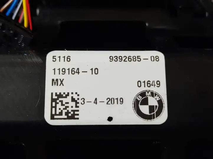BMW X3 G01 (2018 - 2024) 9392685 Вещевой ящик — фото 6