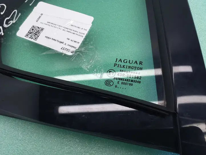 Jaguar XF (2007 - 2015) 43R001582 Форточка двери — фото 3