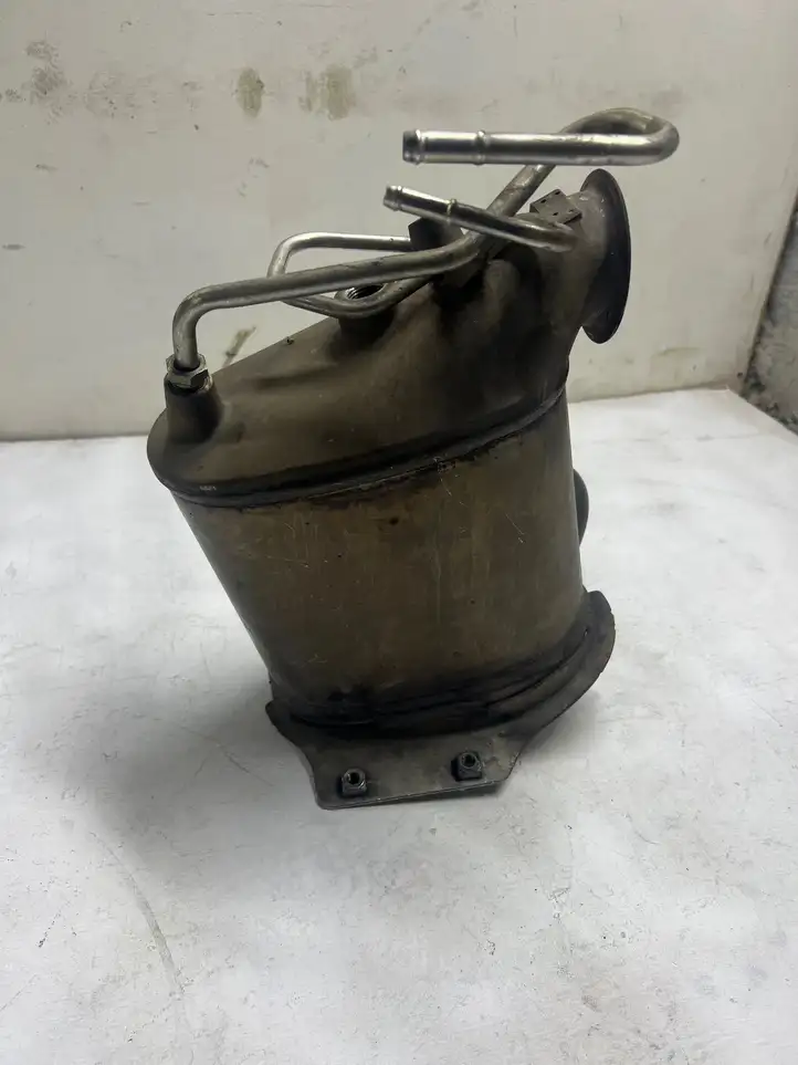 Volkswagen PASSAT B6 (2005 - 2010) 3c0131765c Катализатор / DPF / FAP — фото 2