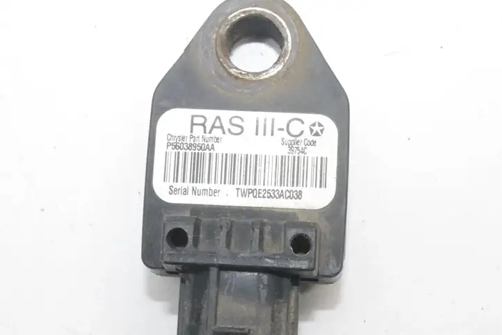 Chrysler Grand Voyager V (2010 - 2016) P56038950AA Датчик удара SRS — фото 5