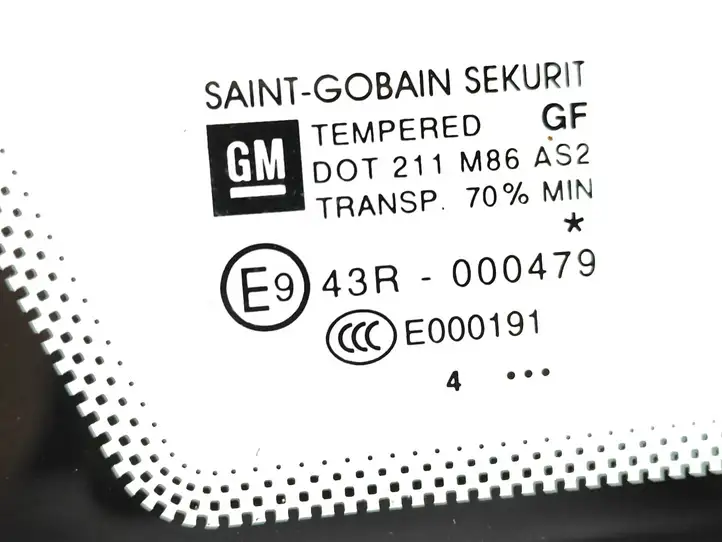 Opel Corsa E (2014 - 2019) 43R000479 Треугольное стекло кузова — фото 3