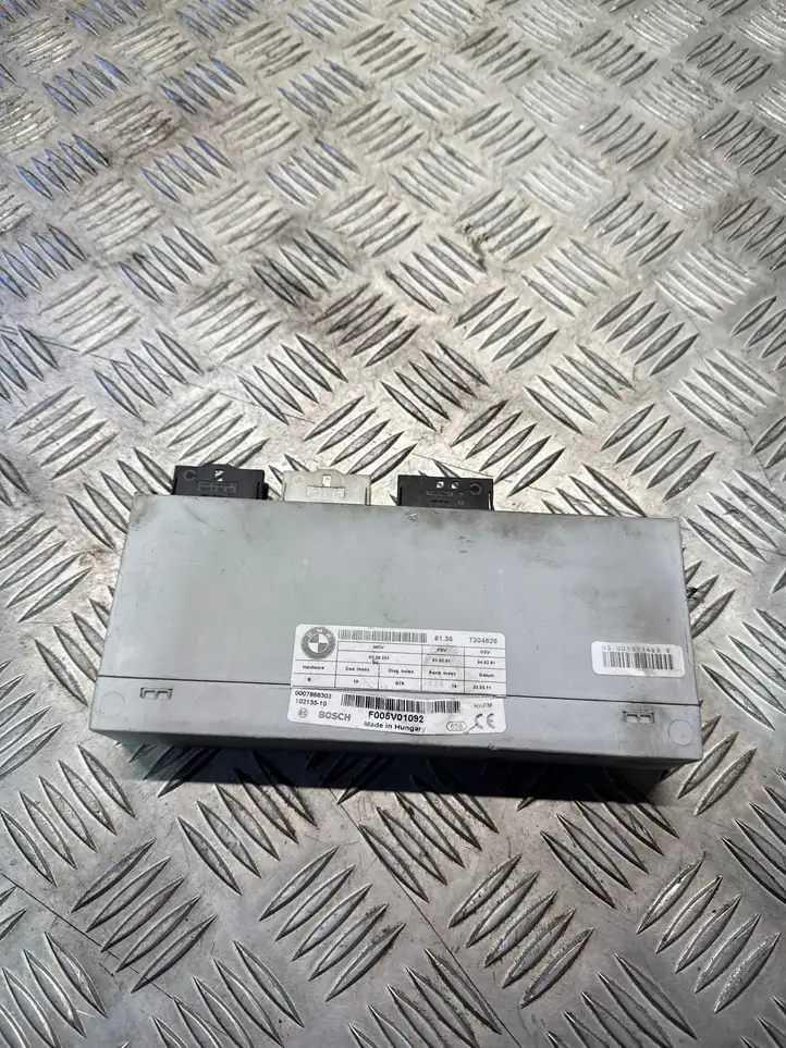 BMW X5 E70 (2006 - 2013) 7304626 Блок управления крышкой багажника — фото 1