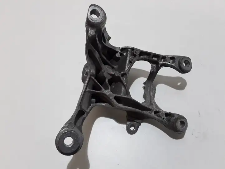Audi A8 S8 D4 4H (2013 - 2017) 4H0199308AK Кронштейн двигателя — фото 4