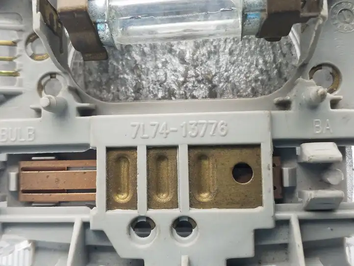 Ford Explorer (2005 - 2010) 7L7413776BA Задняя подсветка — фото 4