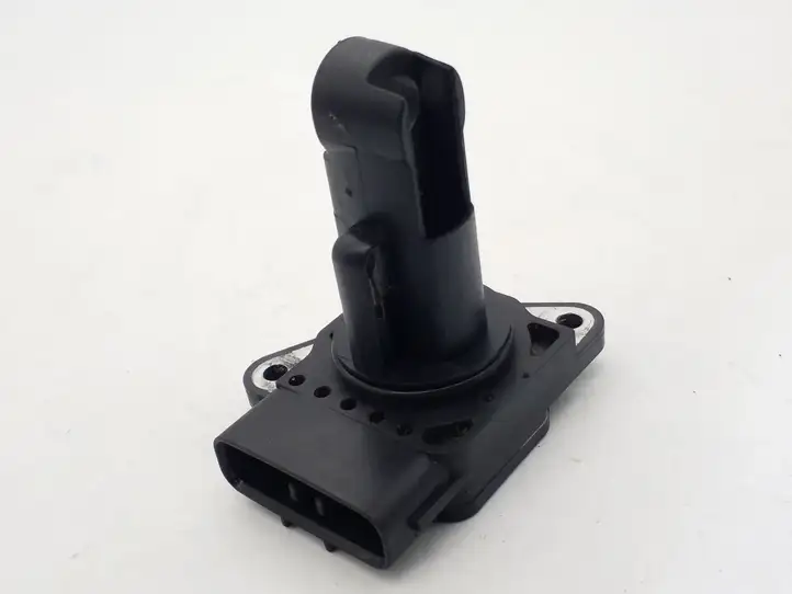 Toyota Yaris (2005 - 2009) 2220422010 Датчик массового расхода воздуха — фото 1