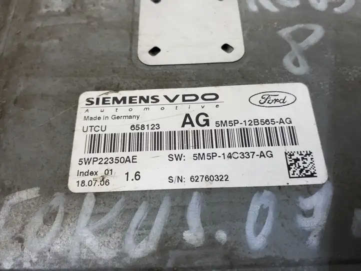 Ford Focus (2008 - 2011) 5M5P12B565AG Блок управления двигателем (ECU) — фото 3