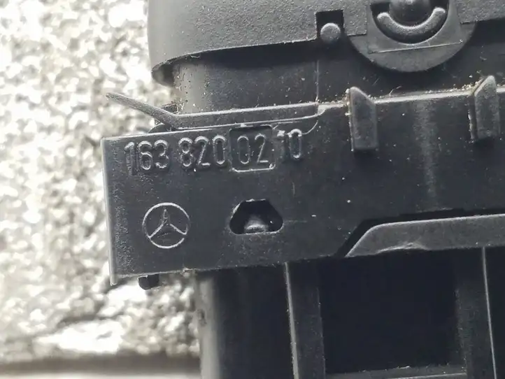 Mercedes-Benz ML W163 (1997 - 2005) 1638200210 Включатель обогрева — фото 3