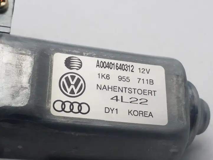 Volkswagen Golf V (2003 - 2009) 1K6955711B Двигатель стеклоочистителя заднего стекла — фото 4