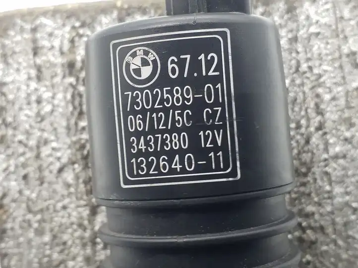 BMW 3 F30 F35 F31 (2012 - 2018) 7302589 Насос омывателя стекла — фото 3