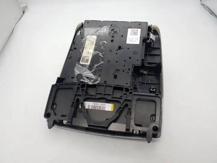 BMW 3 F30 F35 F31 (2012 - 2018) 9288781 Передняя подсветка — фото 2