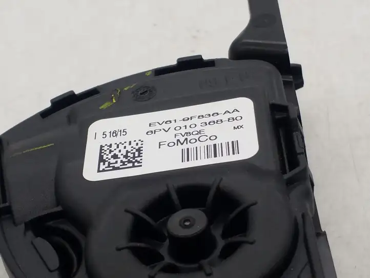 Ford Focus (2011 - 2015) EV619F836AA Педаль акселератора — фото 3