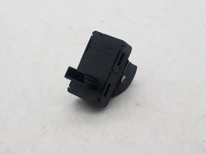 BMW 5 E60 E61 (2004 - 2010) 6922244 Кнопка стеклоподъемников — фото 3