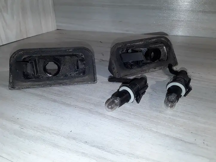 Fiat Fiorino (2008 - 2014) Подсветка номера — фото 3
