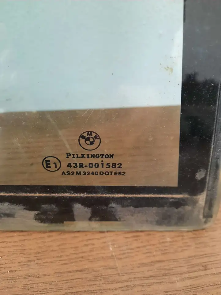BMW 7 E65 E66 (2001 - 2008) 43R001582 Заднее боковое стекло — фото 2