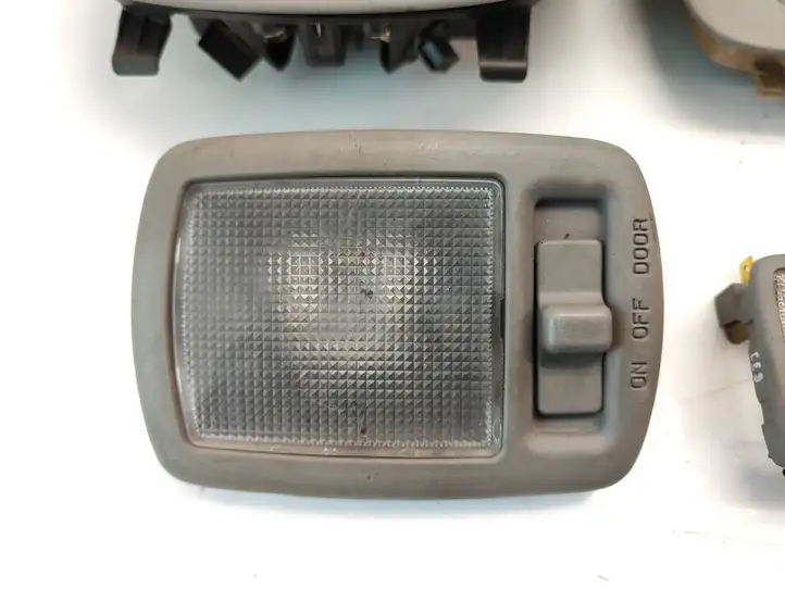Hyundai Santa Fe (2005 - 2009) 928002BXXX Передняя подсветка — фото 3