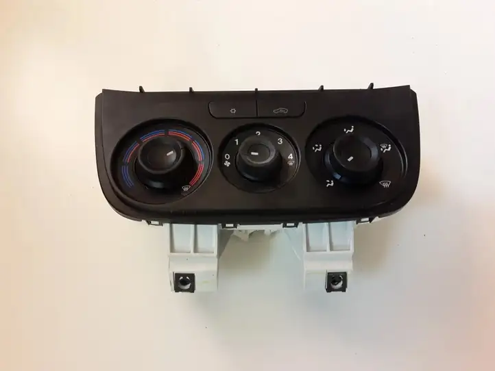 Opel Combo C (2011 - 2017) 5N4740100 Блок управления кондиционером — фото 1
