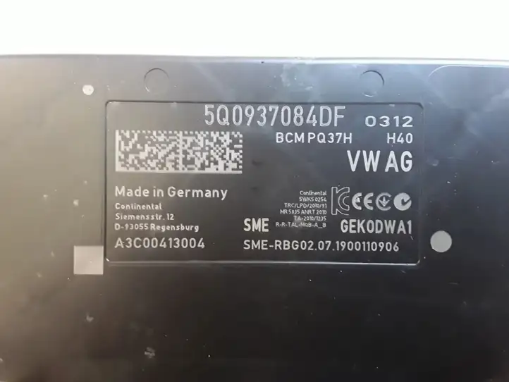 Volkswagen Golf VII (2013 - 2019) 5Q0937084DF Модуль комфорта — фото 2