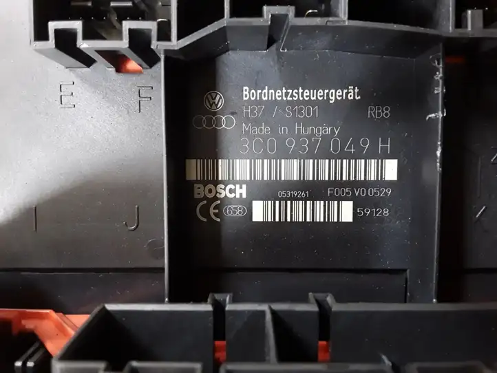 Volkswagen PASSAT B6 (2005 - 2010) 3C0937049H Модуль комфорта — фото 2