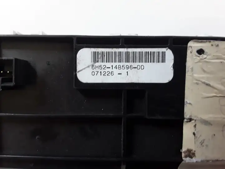 Land Rover Freelander 2 - LR2 (2006 - 2010) 6H5214B596DD Другие включатели / ручки/ переключатели — фото 2
