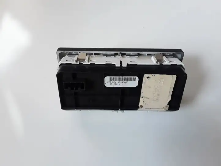 Land Rover Freelander 2 - LR2 (2006 - 2010) 6H5214B596DD Другие включатели / ручки/ переключатели — фото 3