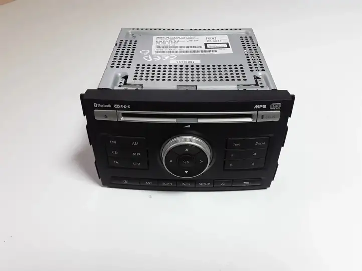 Kia Ceed (2006 - 2010) 961601H050 Магнитола / мультимедийная система — фото 1