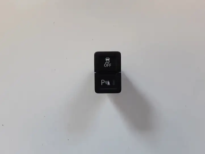 Suzuki Vitara (2014 - 2018) 3758561M90 Кнопка парктроника — фото 1