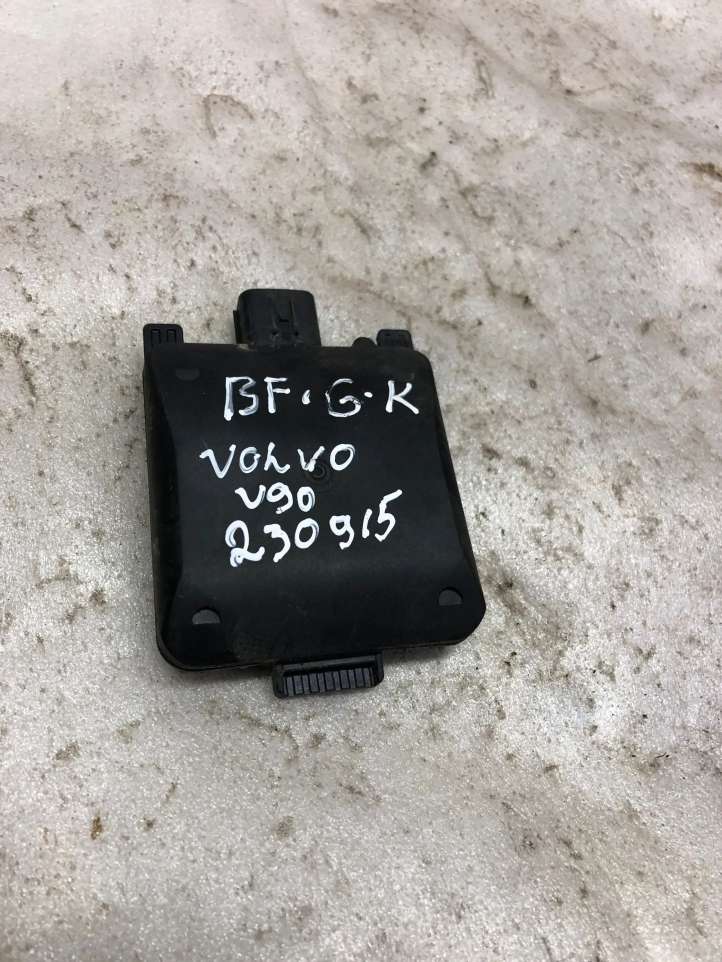 32254967 Volvo S90, V90 Aklos zonos modulis