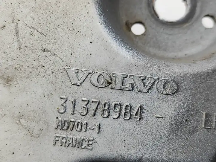 Volvo S90, V90 (2016 - 2020) AD7011 Крепление крыла — фото 3