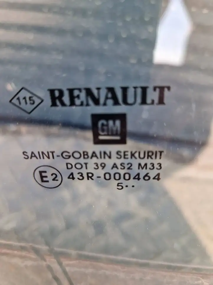 Renault Trafic III (X82) (2014 - ) 43R000464 Стекло передней двери — фото 3