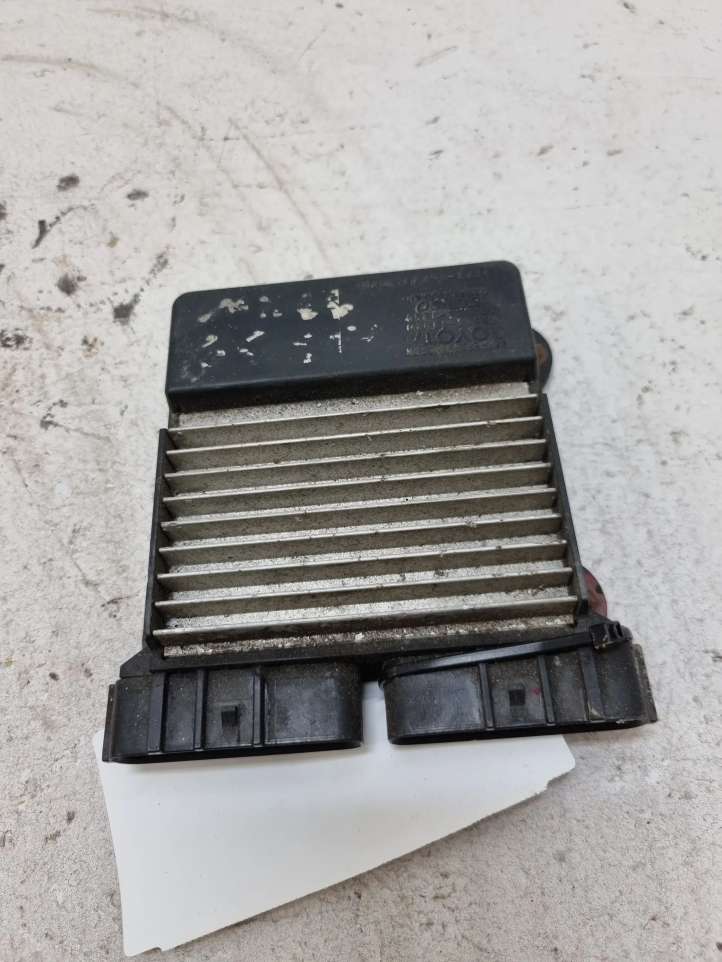 Toyota Corolla Verso AR10 (2004 - 2009)  8987171010 Блок управления топливных форсунок