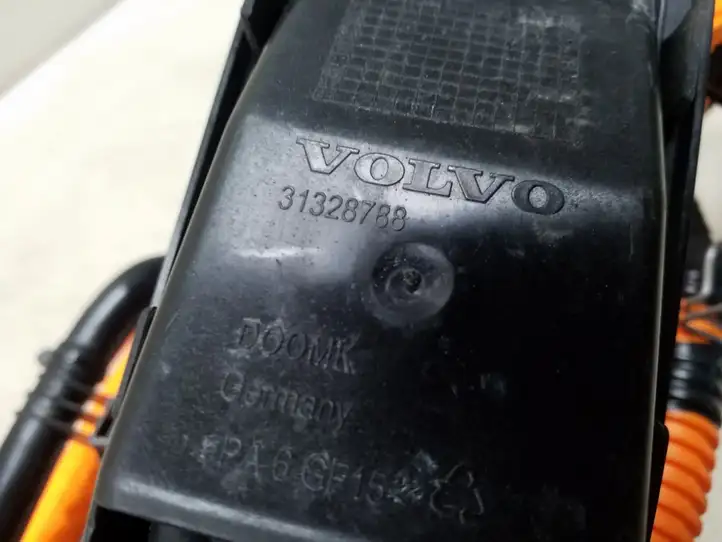 Volvo V60 (2013 - 2018) 31328788 Прочая электропроводка — фото 4