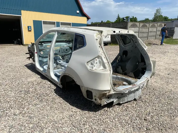 Nissan X-Trail T32 (2014 - 2021) Кузов — фото 3