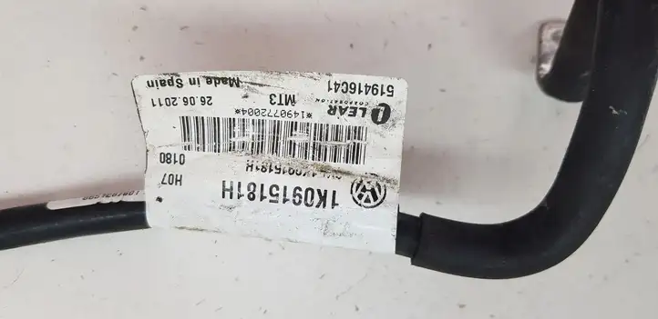 Volkswagen PASSAT B7 (2011 - 2014) 1K0915181H Минусовой провод аккумулятора — фото 2