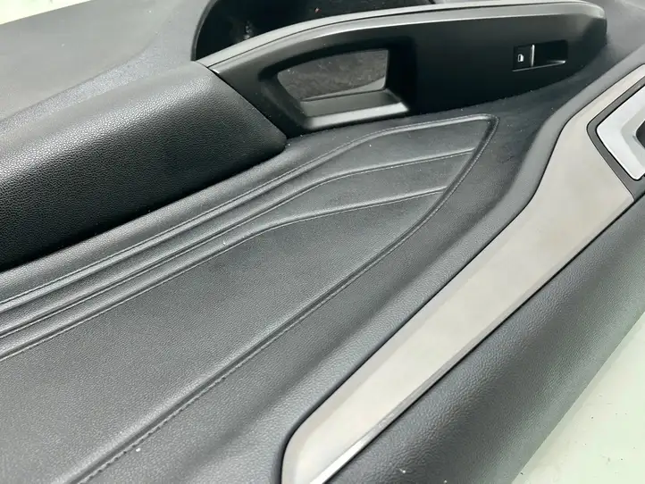 Ford Focus (2019 - ) JX7BA23942 Обшивка передней двери — фото 2