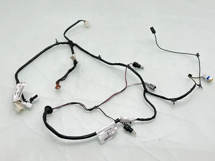 Nissan Qashqai (2010 - 2013) 24051JD00A Жгут проводов крышки багажника — фото 1