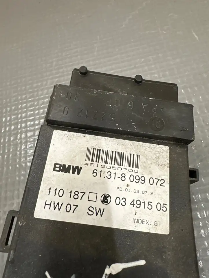 BMW X5 E53 (1999 - 2006) 61318099072 Блок управления сиденьем — фото 3