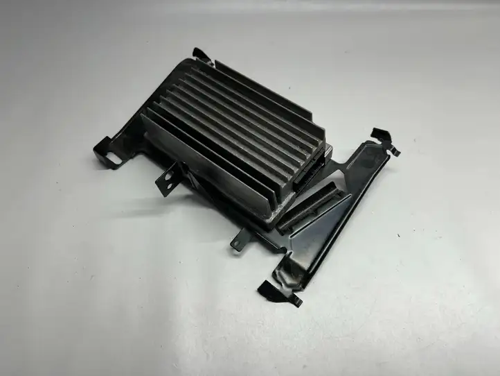 BMW 3 F30 F35 F31 (2012 - 2018) 9383966 Усилитель звука — фото 4