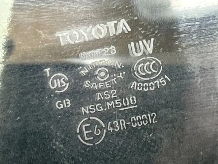 Toyota Land Cruiser (J150) (2009 - ) 43R00012 Стекло передней двери — фото 4