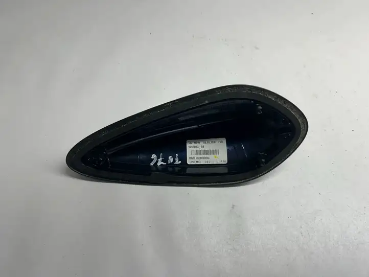 BMW 3 F30 F35 F31 (2012 - 2018) 9253073 Крышка GPS-антенны — фото 11