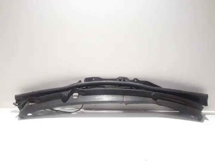 Mazda 2 (2007 - 2010) DF71507P1 Жабо стеклоочистителей — фото 1