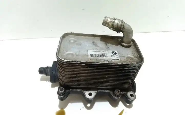 BMW X3 E83 (2003 - 2010) 1721780383001 Кронштейн масляного фильтра — фото 3
