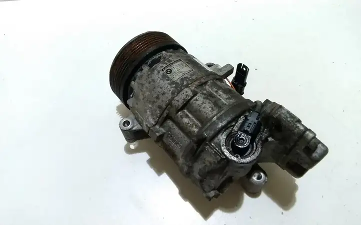 BMW 1 E81 E87 (2004 - 2011) 6452918279402 Компрессор (насос) кондиционера воздуха — фото 1