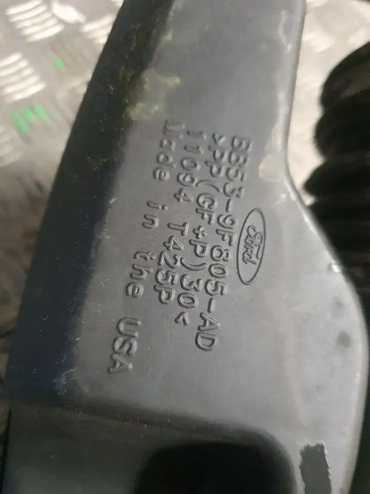 Ford Explorer (2010 - 2015) BB539F805AD Резонатор впуска — фото 3