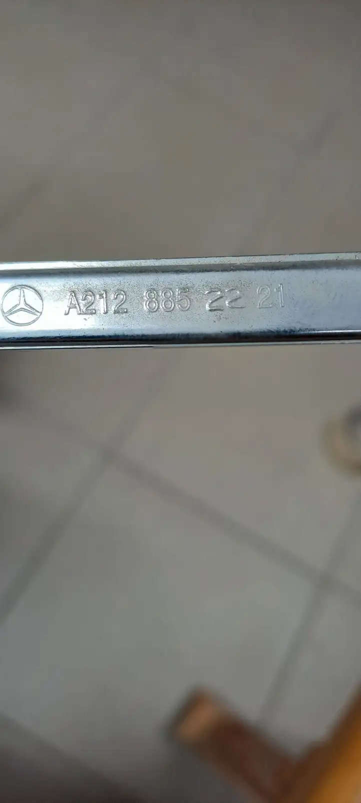 Mercedes-Benz E W212 (2009 - 2016) A2128852221 Нижняя часть заднего бампера — фото 3