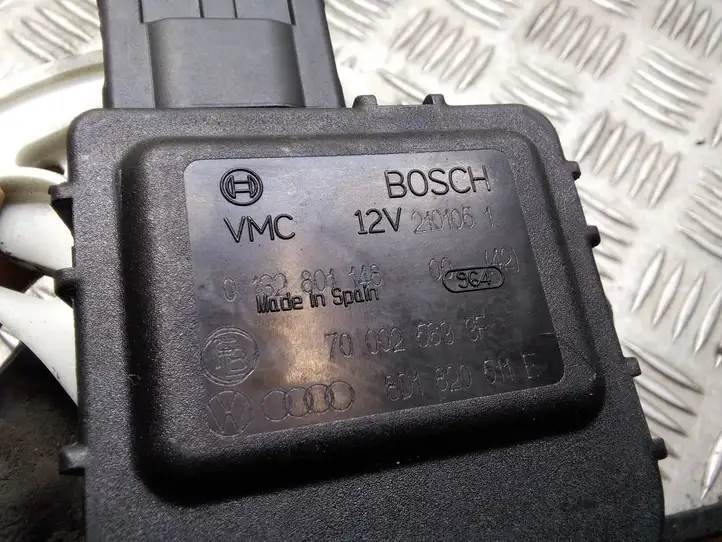 Volkswagen PASSAT B5.5 (2001 - 2005) 0132801148 Двигатель задвижки потока воздуха — фото 3