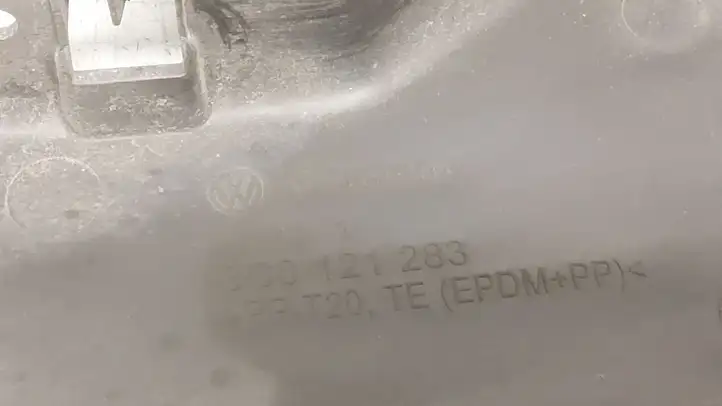 Volkswagen PASSAT B6 (2005 - 2010) 3C0121283 Дефлектор воздуха — фото 2