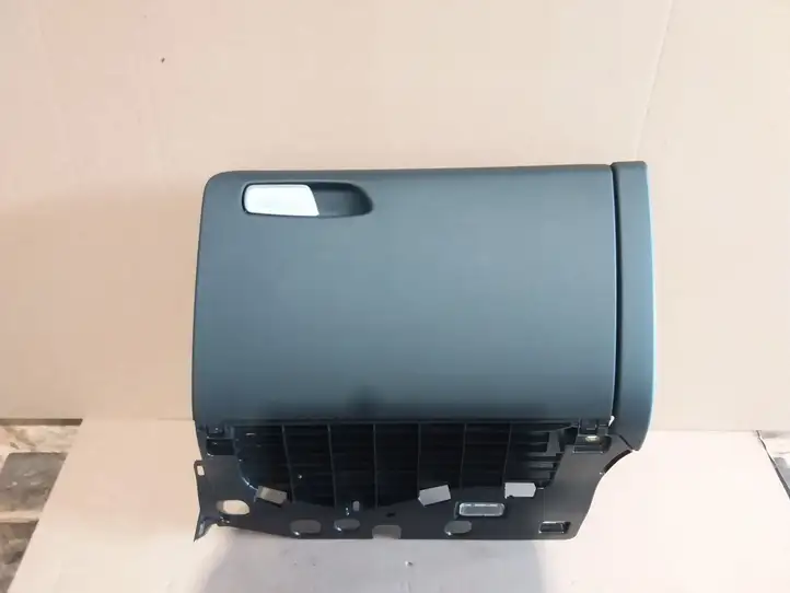 Audi A5 8T 8F (2007 - 2011) 8K1857035 Вещевой ящик — фото 1