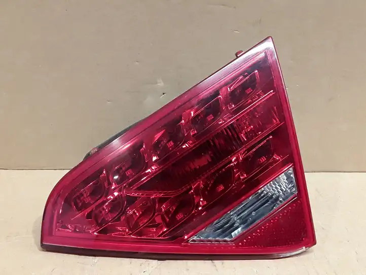 Audi A5 8T 8F (2007 - 2011) 8T8945095D Комплект задних фонарей — фото 12