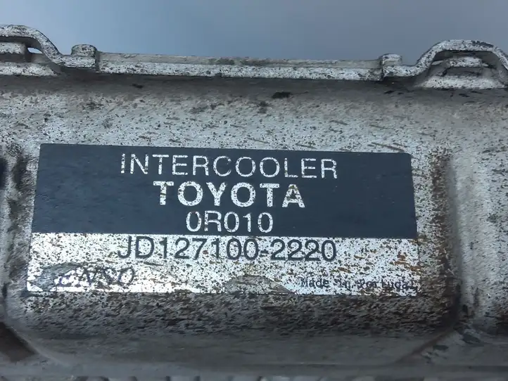 Toyota Corolla Verso AR10 (2004 - 2009) JD1271002220 Интеркулер — фото 3