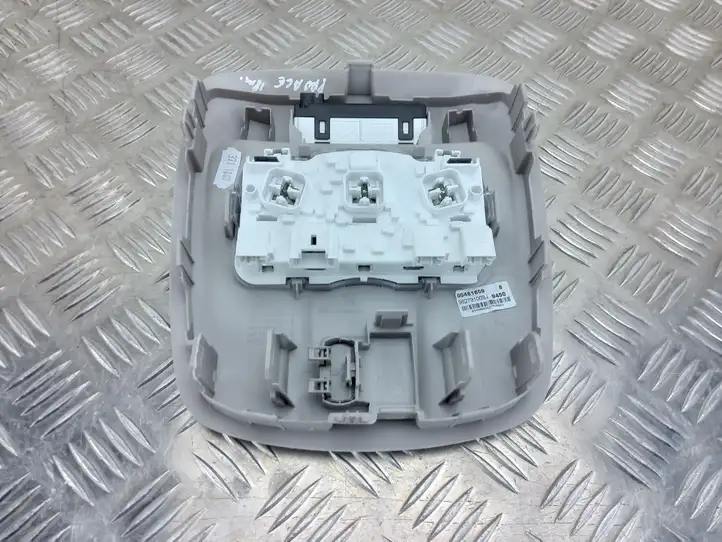 Toyota ProAce City (2016 - ) 98279100BJ Передняя подсветка — фото 3